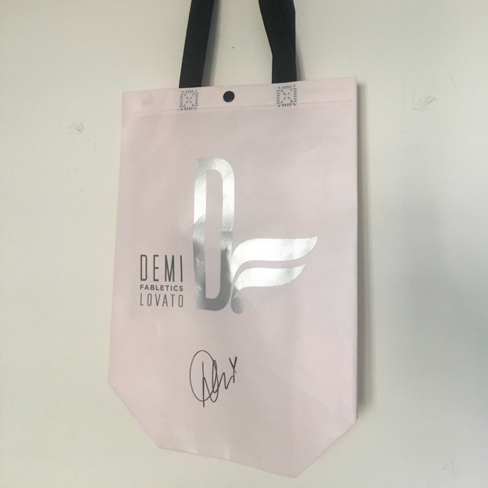 SIGNED DEMI LOVATO FABLETICS BAG